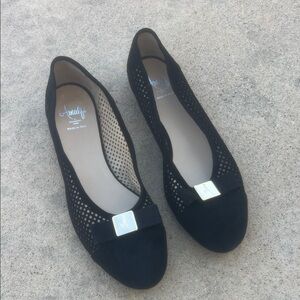Amalfi by Rangoni Black Suede Bow Tie Gold Detail Flats Women's Size 11